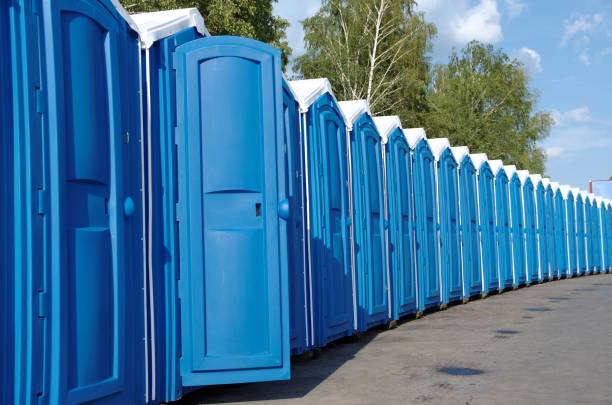 Portable Toilet Options We Offer in Maysville, GA